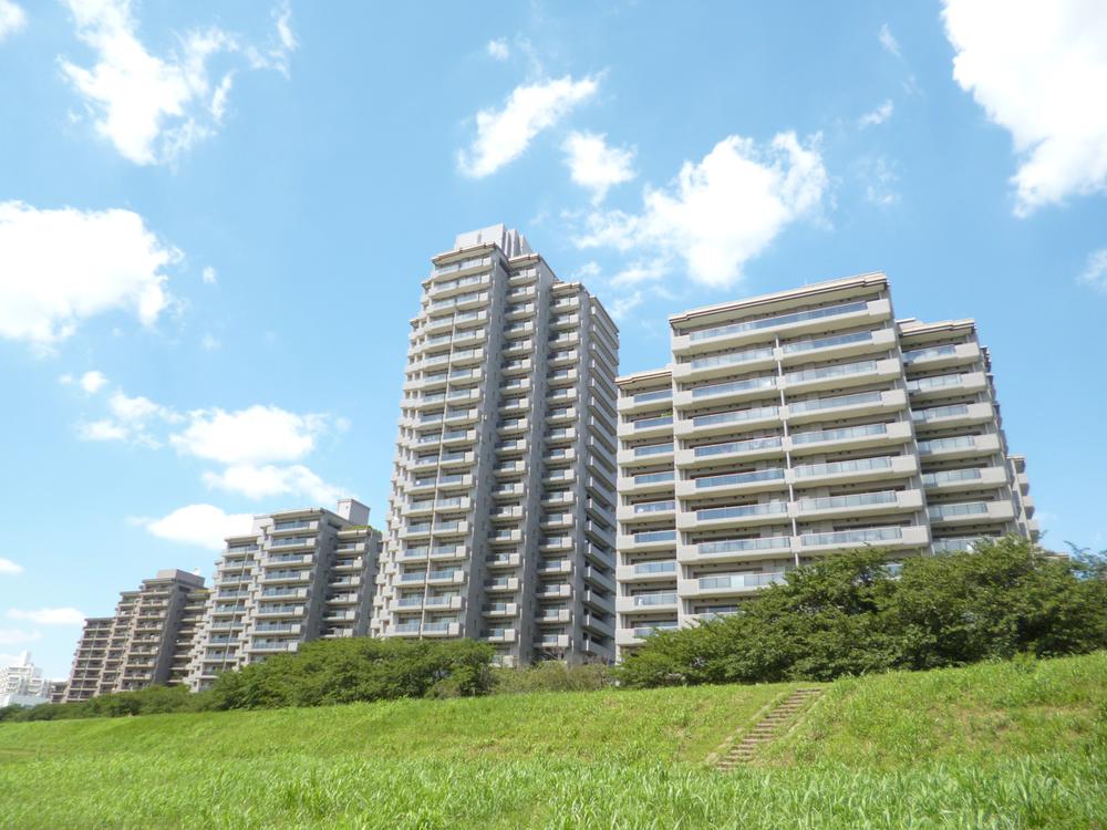 Local appearance photo. Local (06 May 2013) Shooting