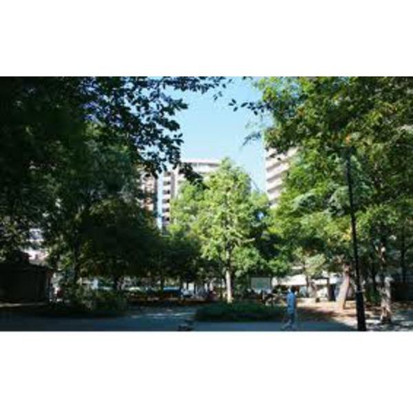 park. 1366m to Omori Kaizuka ruins garden