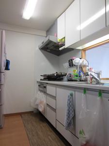 Kitchen. Indoor (12 May 2013) Shooting ※ Consumer electronics, Furniture, etc. are not included in the sale price.