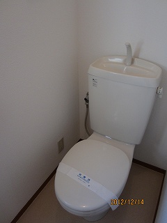 Toilet.  ※ It is introspection photos of 302 in Room. 