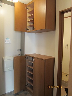 Entrance.  ※ It is introspection photos of 302 in Room. 