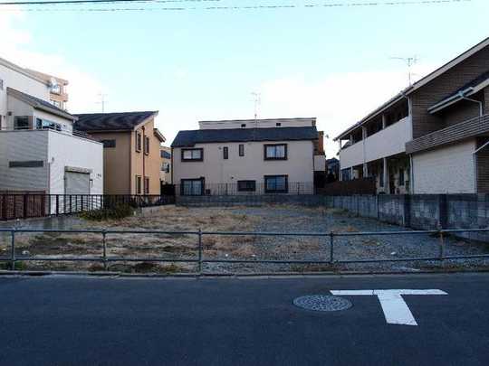Local land photo. ○ shooting from the front road