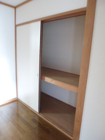 Other Equipment. Western-style housing