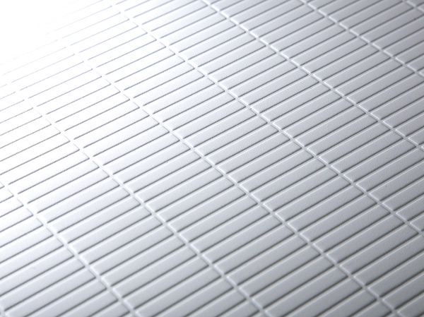 Bathing-wash room.  [Flagstone floor] In addition to devising the material surface processing of floor flowing water, It has been more difficult to slip. Cleaning is also easy with a simple floor of pattern.