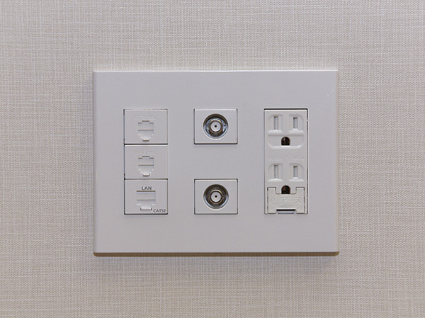 Other.  [Multi-media outlet] Power outlets, Telephone outlet, TV outlet, Established a multi-media outlet to the Internet for the terminal fits in one place in each room.