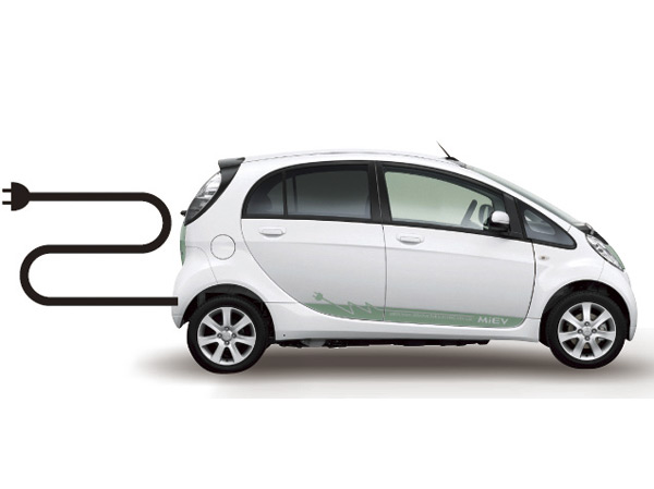 Common utility.  [Outlet installation for electric vehicle charging] Installing the electric car charging outlet in the private car park (Room 101). Charging is also possible for an electric vehicle (EV) and plug-in hybrid (PHV).  ※ There is a part can not be corresponding model. For more information, please contact the person in charge. (The photograph is an example of a parking can be models)