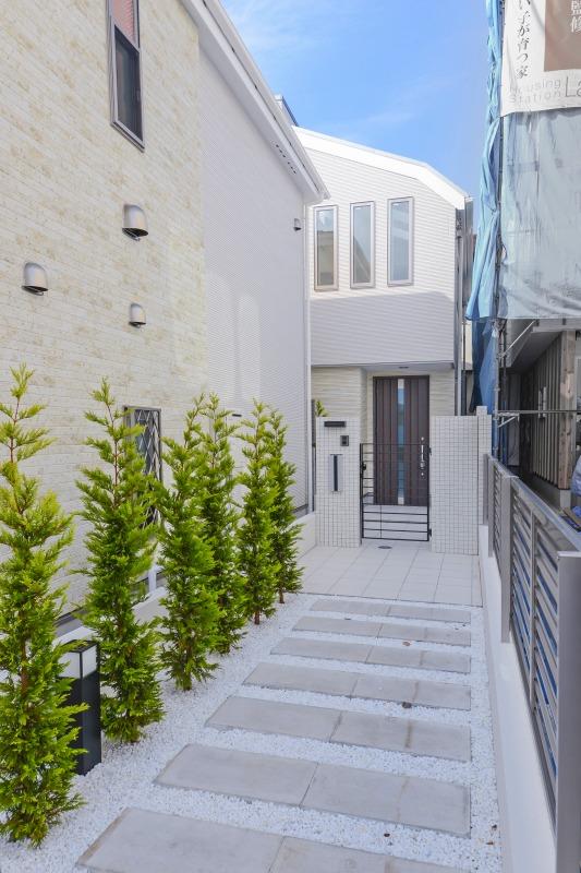 Other local. Local (11 May 2013) Shooting