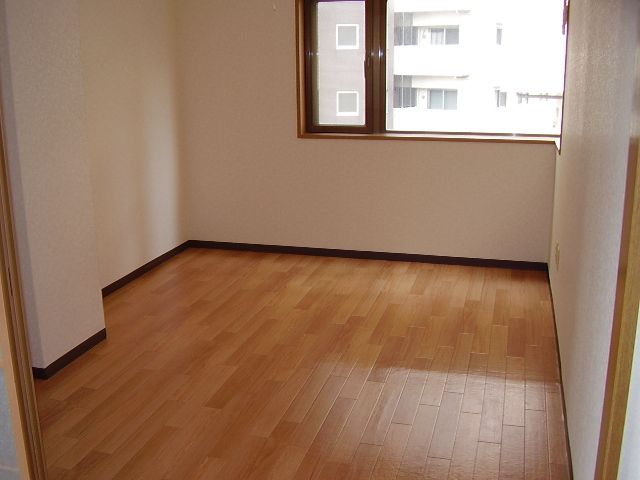 Other room space. Another room reference photograph Flooring