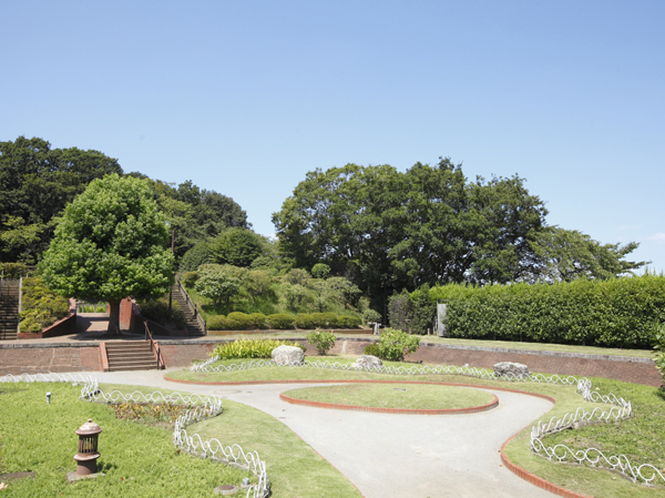 Surrounding environment. Tama stand park (about 1200m / A 15-minute walk)