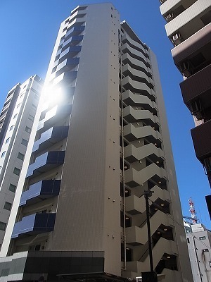 Building appearance. 2006 completed