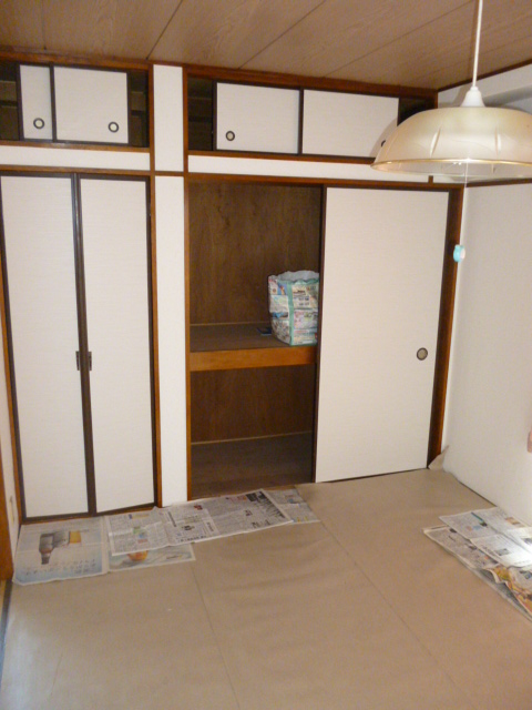 Receipt. Storage is plenty