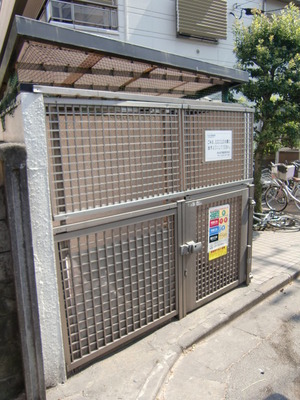 Other common areas. On-site waste storage