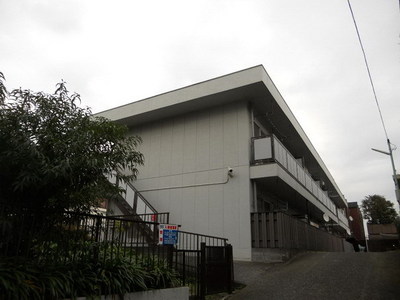 Building appearance. Interior has been renovated