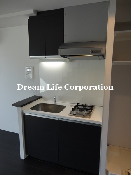 Kitchen. ※ In fact the we use the photos in the same building may be different.