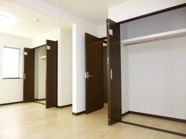 Non-living room. 1st floor ・ Western-style + storeroom