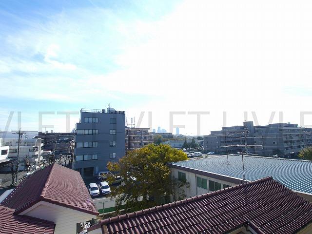 View photos from the dwelling unit. View overlooking the Kawasaki district