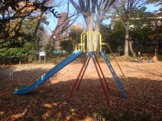 park. Soshigaya 350m up to 3-chome Park