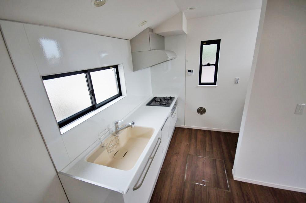 Same specifications photo (kitchen). Wife to happy dishwasher ・ Faucet integrated washing machine. Is a breeze every day