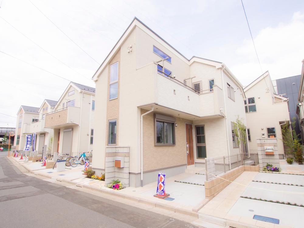 Local appearance photo. Local (May 2013) Shooting