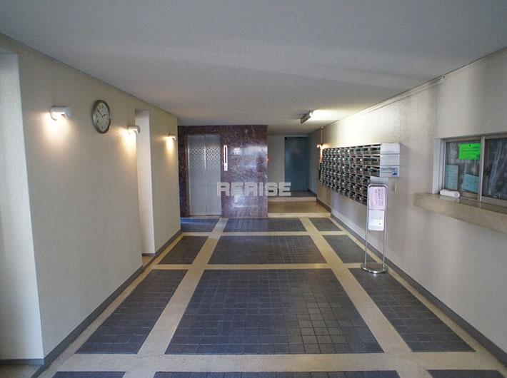 Entrance. The entrance