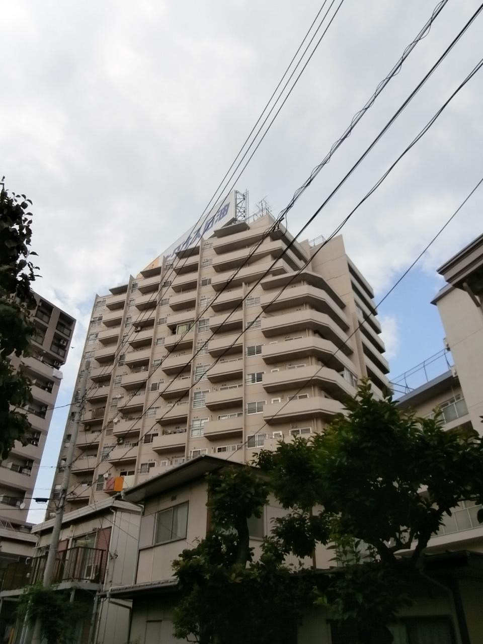 Local appearance photo. Local (10 May 2013) Shooting