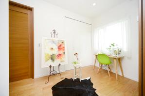  [Space full of a feeling of opening due to the high ceiling height] LDK ceiling about 2.6m high (1 ・ 6 Gotei is 2.9m, 3 Gotei up to about 4m) and, It has secured airy pleasant space. Also a walk-in closet for each residence, Loft, such as, Set up a lot of storage space. Also happy to use and clean the room. 