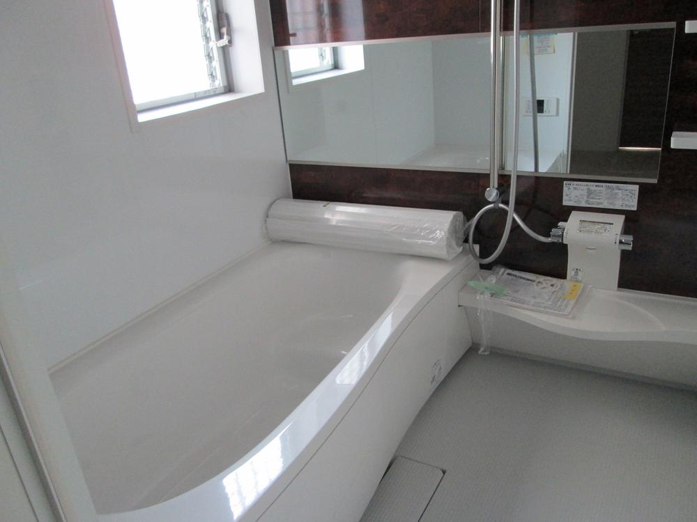 Same specifications photo (bathroom). Same specification bathroom construction cases