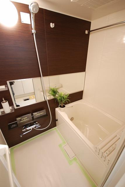 Bathroom. With bathroom dryer.