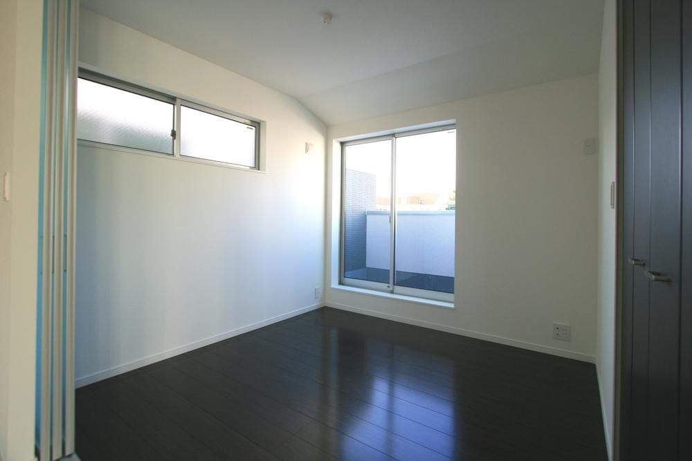 Non-living room. Bedroom (2)