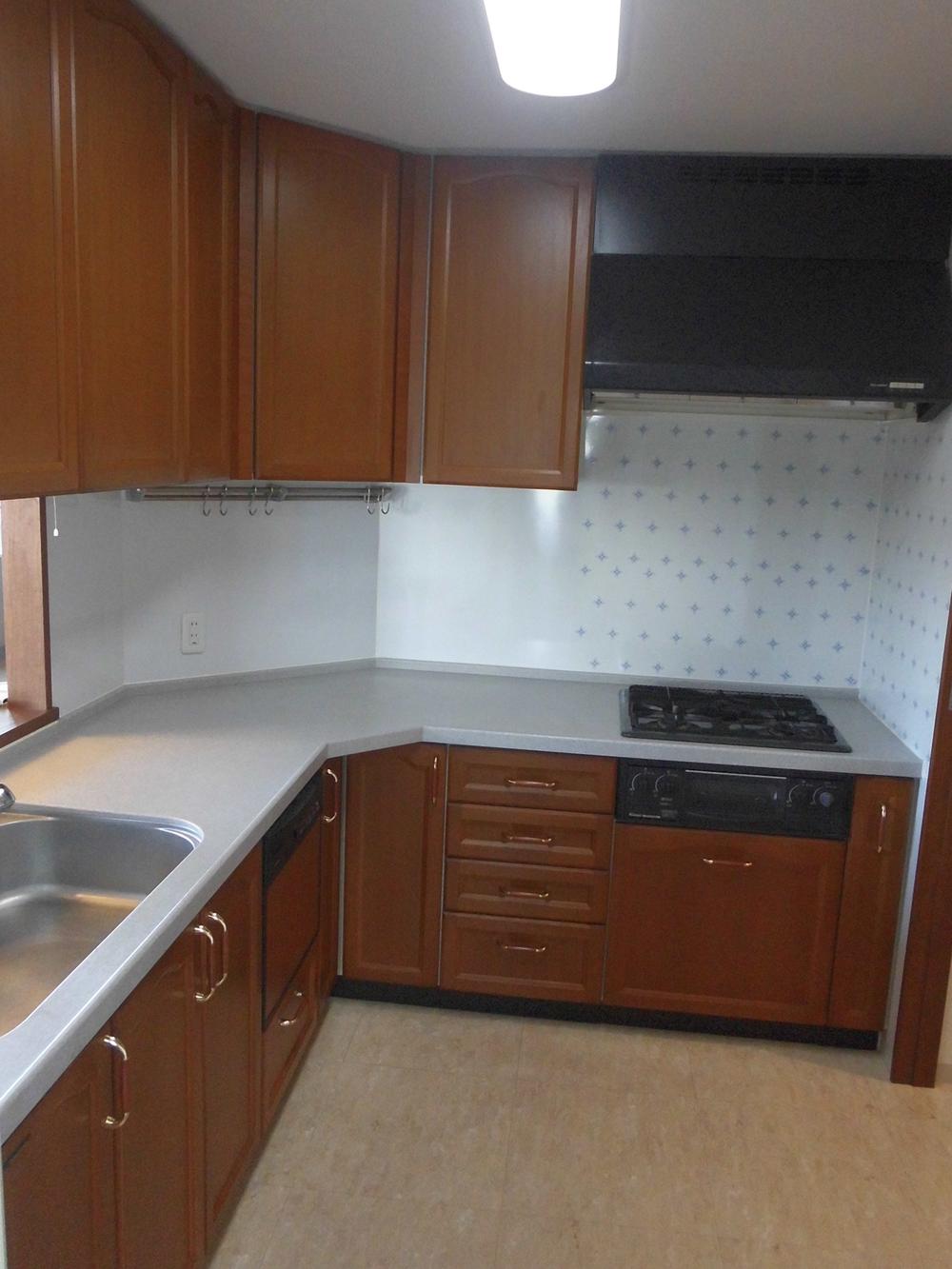 Kitchen. Indoor (September 2013) Shooting