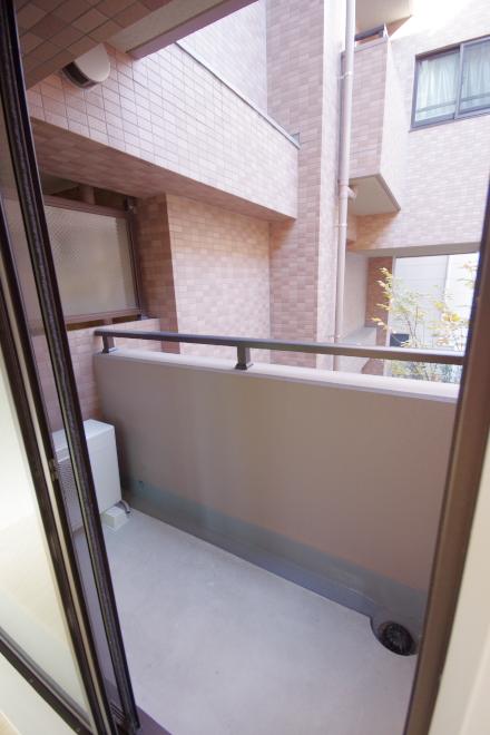 Balcony. Indoor (12 May 2013) Shooting