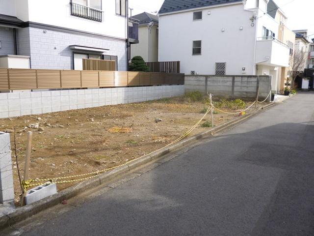 Local land photo. Local (12 May 2013) Shooting