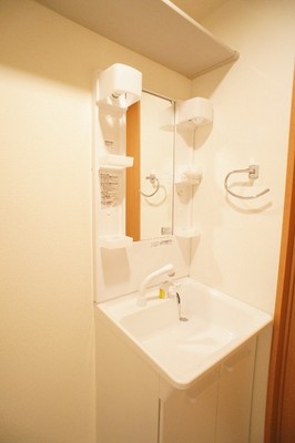 Washroom. Since shampoo dresser equipped, Morning of the dressing is also easy travel ☆