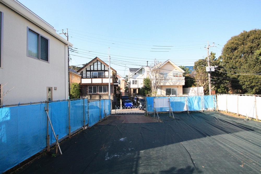 Local land photo. Photo seen the northwest side from local