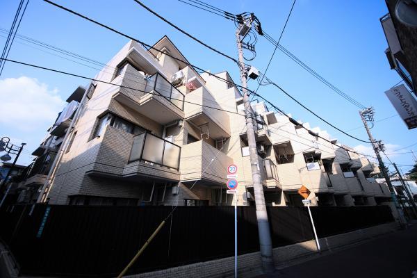 Local appearance photo