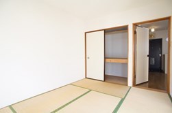 Receipt. Plenty of storage ☆