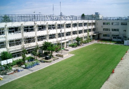 Primary school. Asahi 582m up to elementary school (elementary school)