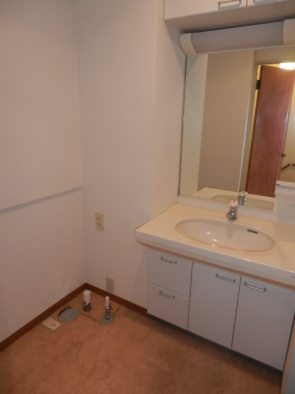 Washroom. Happy independence washbasin