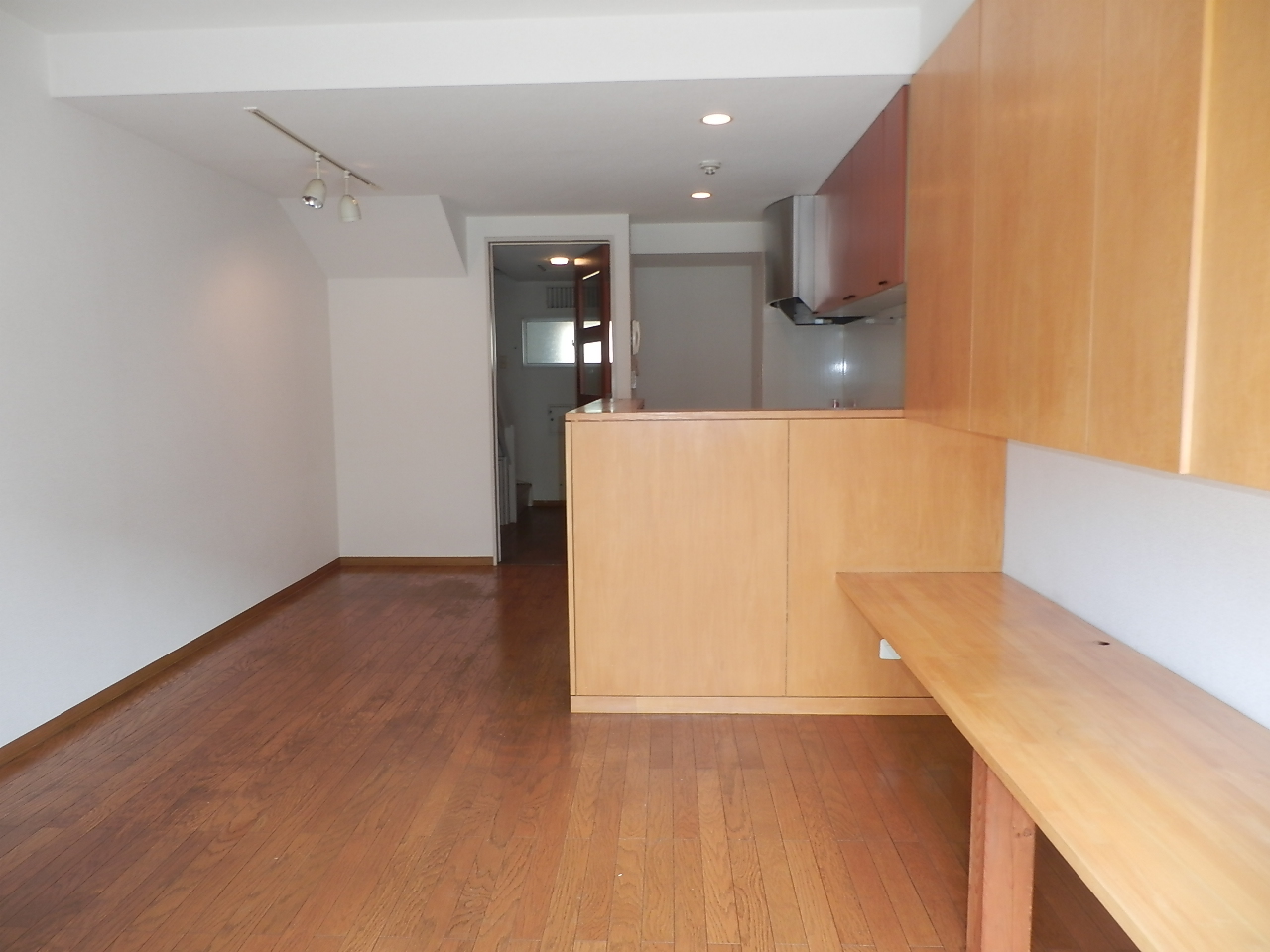 Other. 10.2 Pledge LDK until the (other) 0m