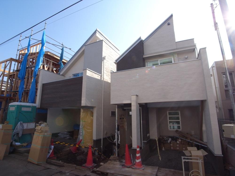 Local appearance photo. Local (11 May 2013) Shooting