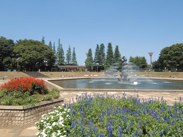 Surrounding environment. Setagaya Park (a 15-minute walk ・ About 1190m)