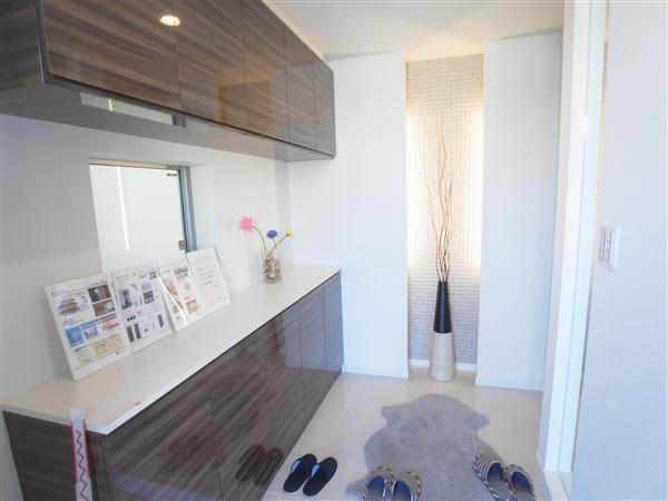 Entrance. Entrance ・ Entrance 2013 / 12 shooting