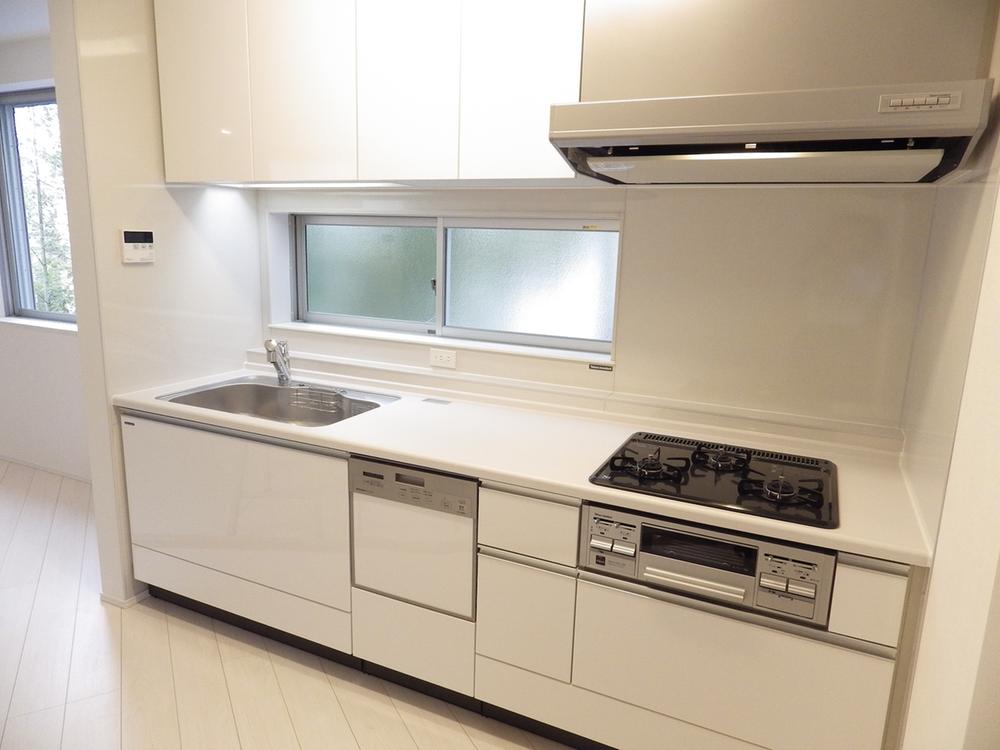 Other Equipment. A Building system kitchen dishwasher, With water purifier