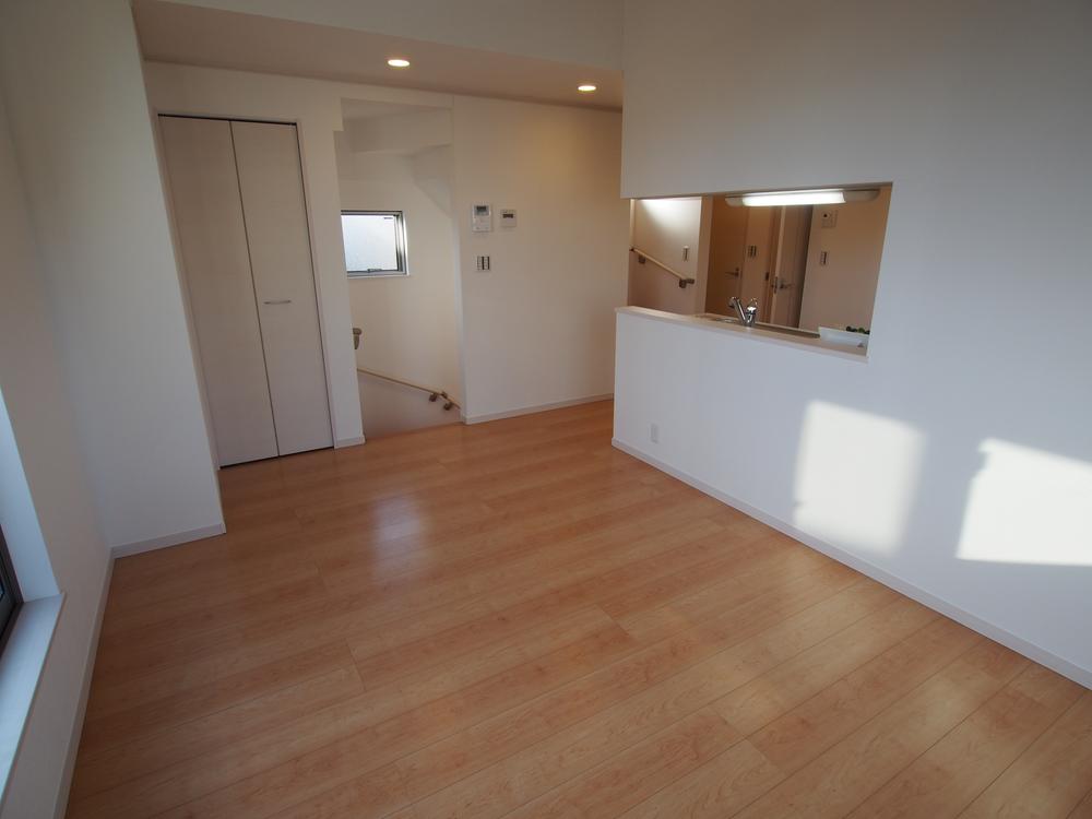 Living. Indoor (12 May 2013) Shooting