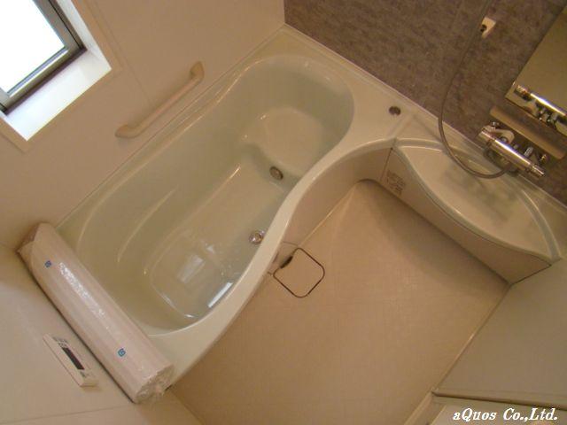 Same specifications photo (bathroom). Same specifications