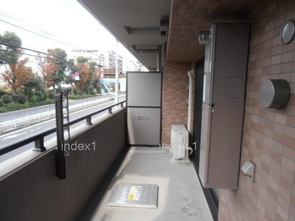 Balcony. Good per sun balcony