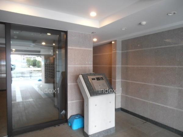 Other common areas. Auto-lock support is Mansion