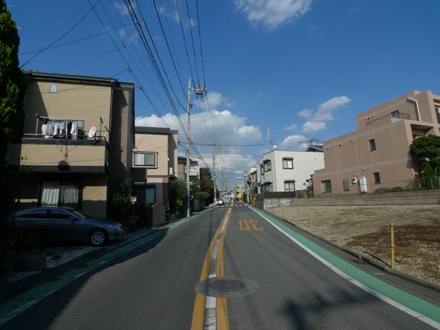 Local photos, including front road. Local (11 May 2013) Shooting