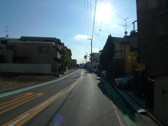 Local photos, including front road. Local (11 May 2013) Shooting