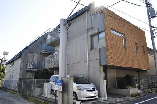 Local appearance photo